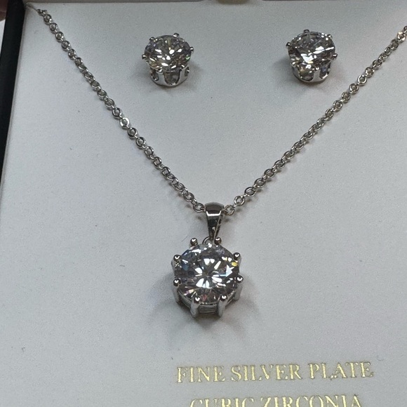 Christian Sirano New York Necklace and Earring Set - Picture 2 of 3